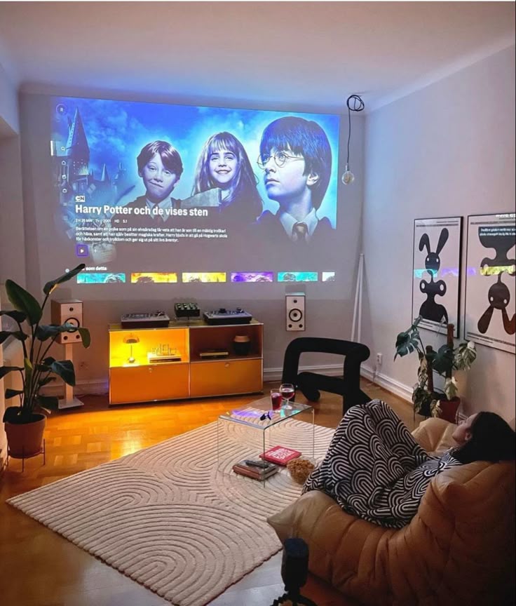 iGlow Mini Projector